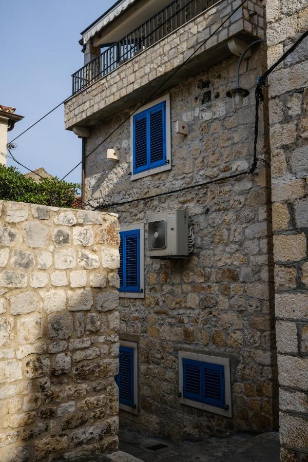 Hvar Old Dalmatian House Junior Suite - Deck 3 Хвар Екстер'єр фото